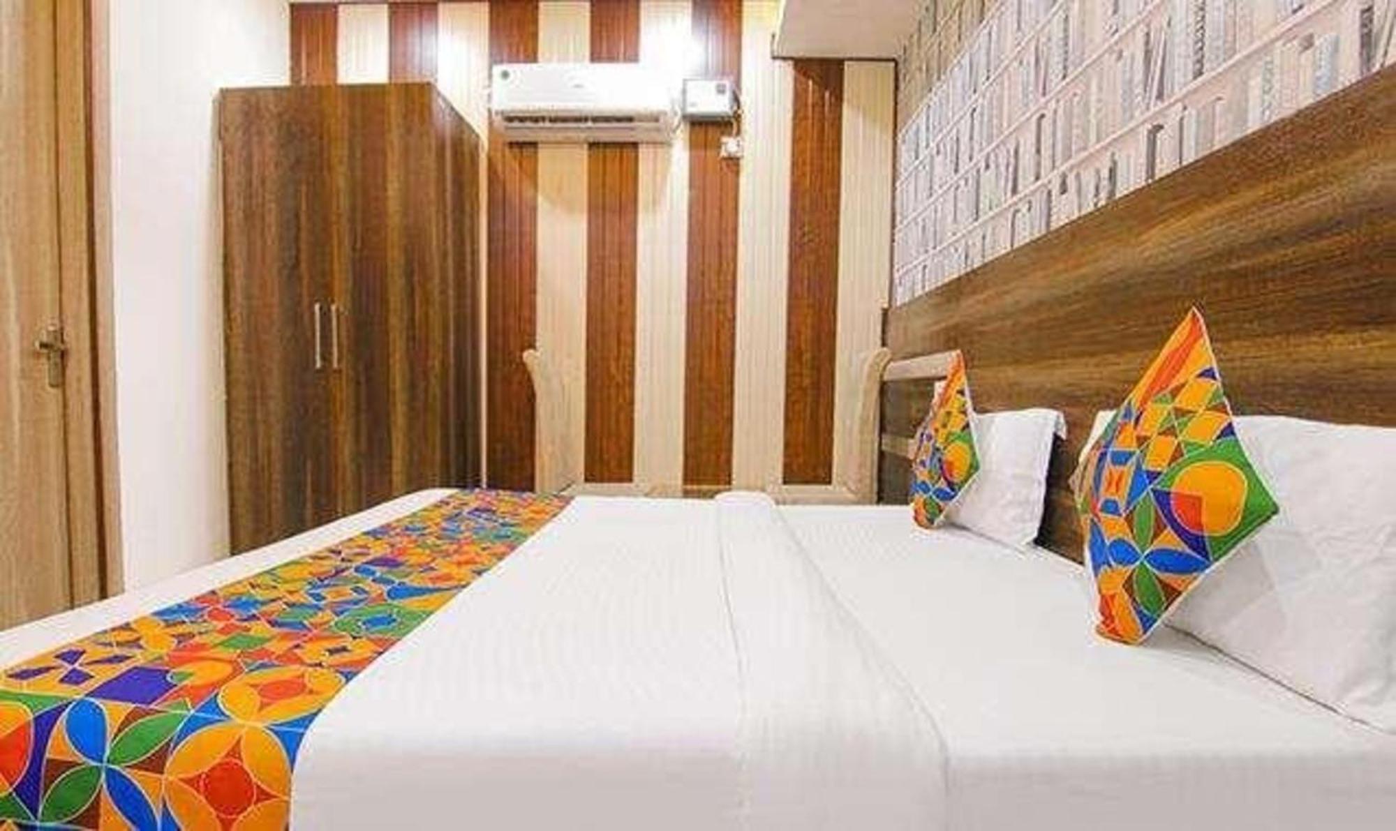 Fabhotel Welcome Residency Zirakpur Bagian luar foto